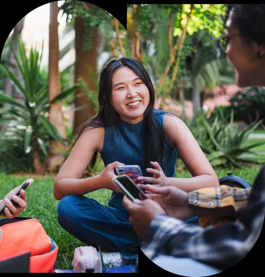 Girl chatting with friends in Nova Academy